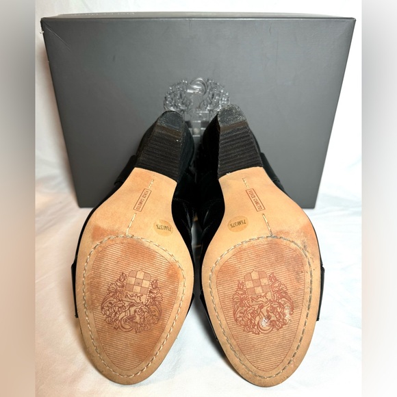 Vince Camuto Elika Geo Cutout Sandals Size 7.5M - Picture 8 of 8